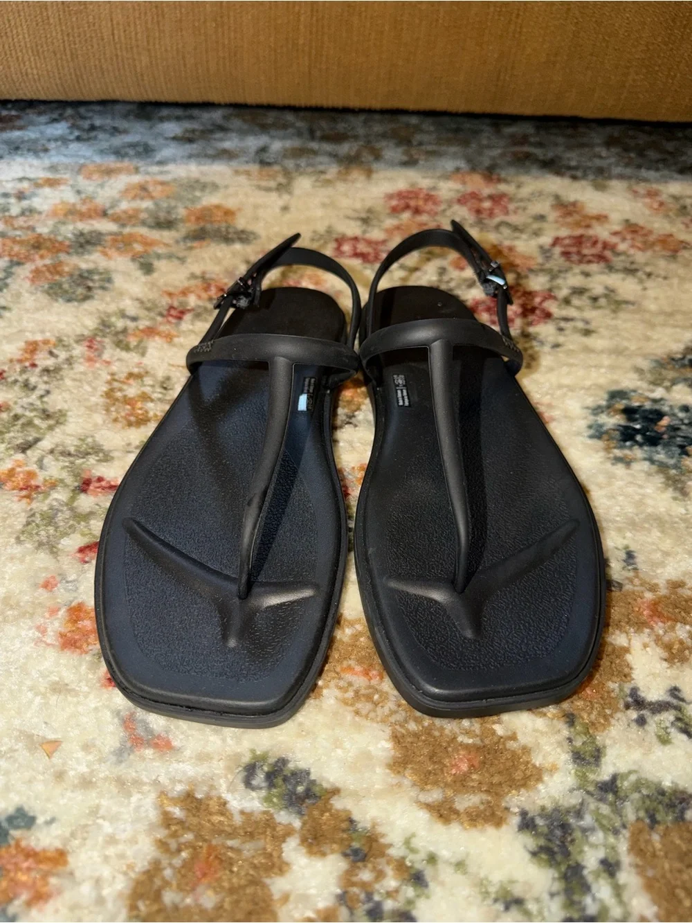 Crocs Women’s Black Strappy Sandal